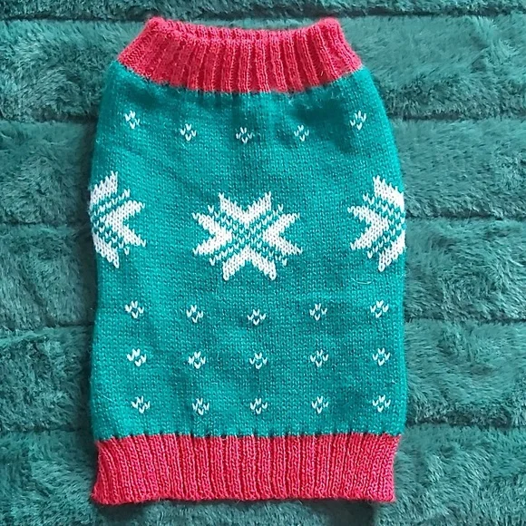 Pet Sweaters ❄Bundle❄ - Picture 2 of 6